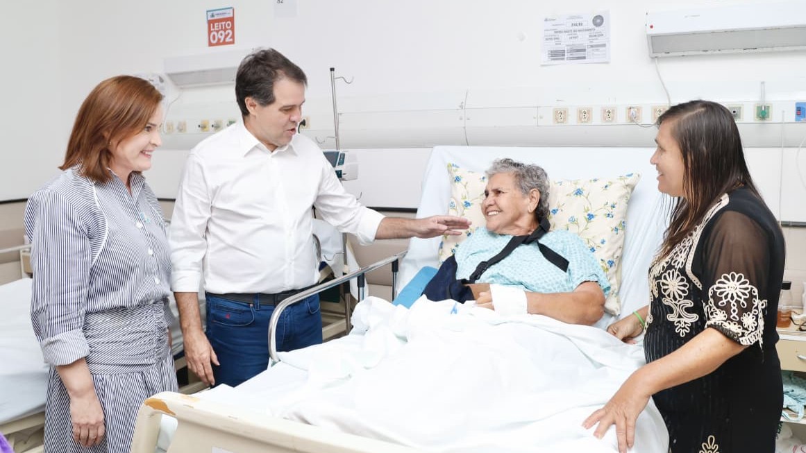 Prefeito Evandro Leitão entrega primeira etapa da reforma do Hospital da Mulher